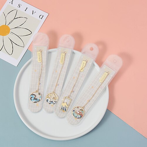

5 pcs Metal Bookmark Geometrical Creative Delicate Page Markers Metal Retro Aesthetic Pendant Bookmark for Student Women Gifts 92.6 inch