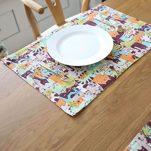 

Dining Table Placemats Set of 4 Heat Resistant Non-Slip Dining Table Place Mats for Holiday Banque Kitchen Table Decor