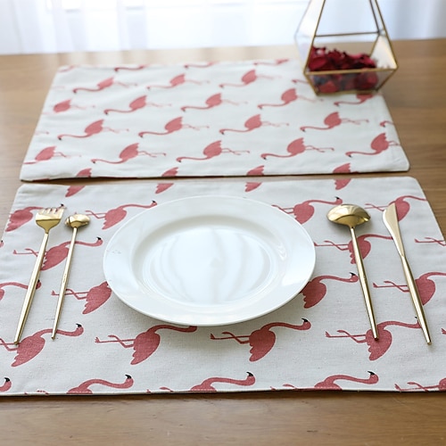 

Dining Table Placemats Set of 4 Heat Resistant Non-Slip Dining Table Place Mats for Holiday Banque Kitchen Table Decor