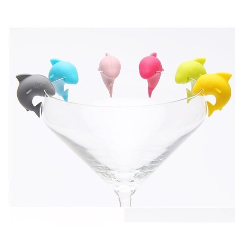 

Creative Shark Marker Silicone Wine Glass Clip Party Mug Label Shark Shaped Wine Glass Identifier 6 Pack