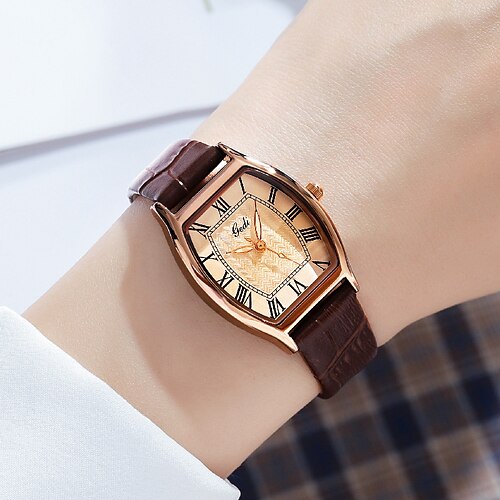 

Quartz Watch for Women's Analog Quartz Modern Style Stylish Casual Fashion Casual Watch Alloy PU Leather Creative / One Year