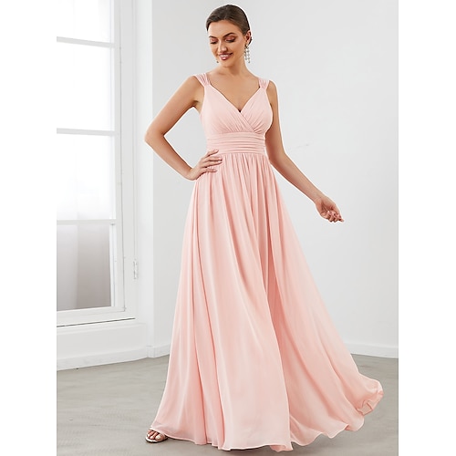 

A-Line Bridesmaid Dress V Neck Sleeveless Vintage Floor Length Chiffon with Tier 2022