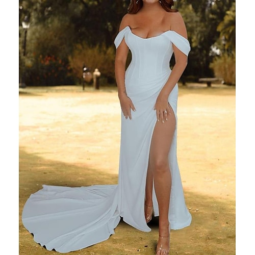 

Sheath / Column Wedding Dresses Off Shoulder Chapel Train Court Train Satin Sleeveless Simple Sexy Plus Size Backless with Split Front 2022