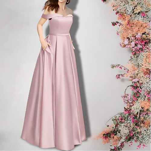 

A-Line Mother of the Bride Dress Elegant Strapless Floor Length Satin Sleeveless with Pleats 2022