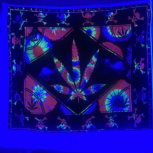 

Black UV Light Wall Tapestry Hanging Psychedelic Fluorescent Mushroom Wall Hanging Art Decor Blanket Curtain Picnic Tablecloth Hanging Home Bedroom Living Room