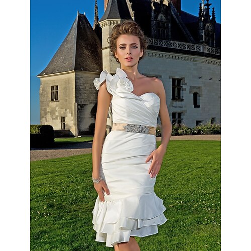 

Sheath / Column Wedding Dresses One Shoulder Asymmetrical Knee Length Taffeta Sleeveless Little White Dress with 2022
