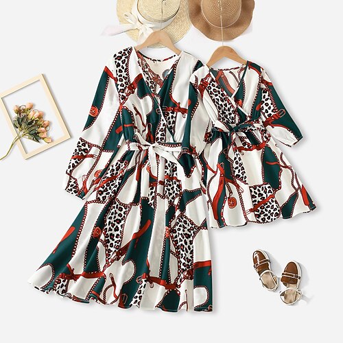 

Mommy and Me Dresses Graphic Patterned Leopard Daily Lace up Green Long Sleeve Knee-length Elegant Matching Outfits