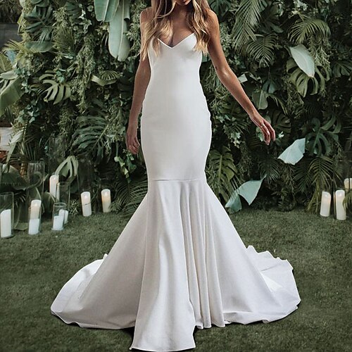 

Mermaid / Trumpet Wedding Dresses V Neck Spaghetti Strap Court Train Satin Sleeveless Simple Sexy Backless with Pleats Solid Color 2022