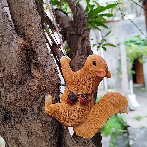 

Creative Resin Squirrel Climbing Monkey Garden Decoration Home Outdoor Accessories Simulated Animal Ornaments Fairy Garden Miniatures