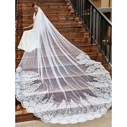 

One-tier Elegant & Luxurious / Classic Wedding Veil Cathedral Veils with Appliques 137.8 in (350cm) Lace / Tulle