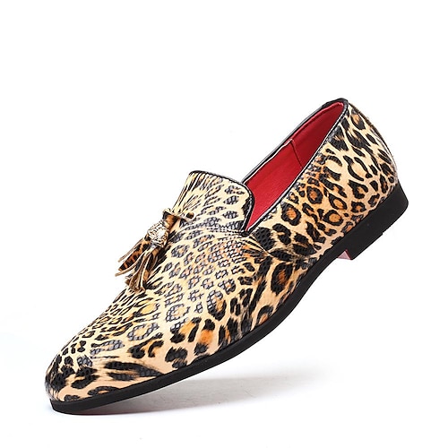 

new men's casual shoes cover foot creative trend plus size men's shoes fashion loafers shoes men foreign trade shoes