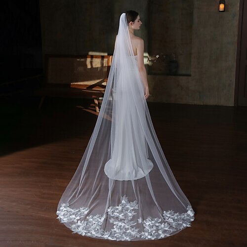 

One-tier Luxury / Classic & Timeless Wedding Veil Cathedral Veils with Scattered Bead Floral Motif Style Tulle