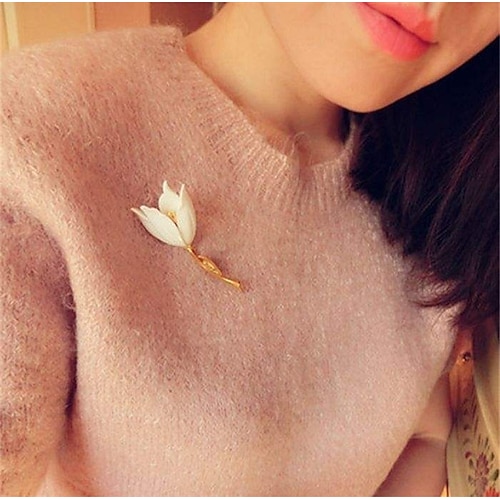 

Women's Brooches Textured Street Flower Brooch