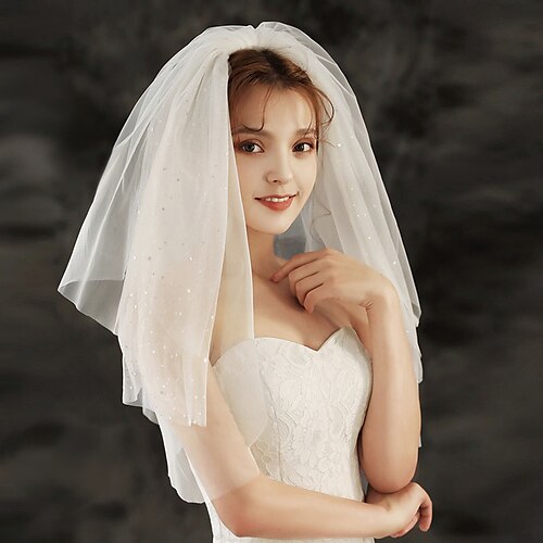 

Three-tier Luxury / Sweet Wedding Veil Elbow Veils with Pure Color / Splicing 23.62 in (60cm) Tulle