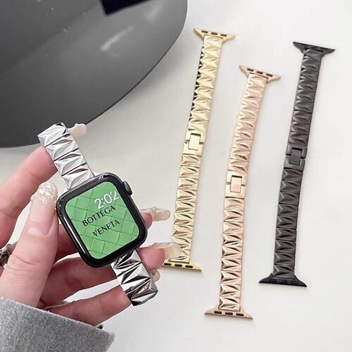 

1PC Smart Watch Band Compatible with Apple iWatch Series 8 7 6 5 4 3 2 1 SE Metal Band for iWatch Smartwatch Strap Wristband Metal Luxury Adjustable Quick Release