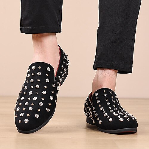 

new fashion casual shoes men's creative trend rivet set feet party men's loafers suede plus size men's shoes