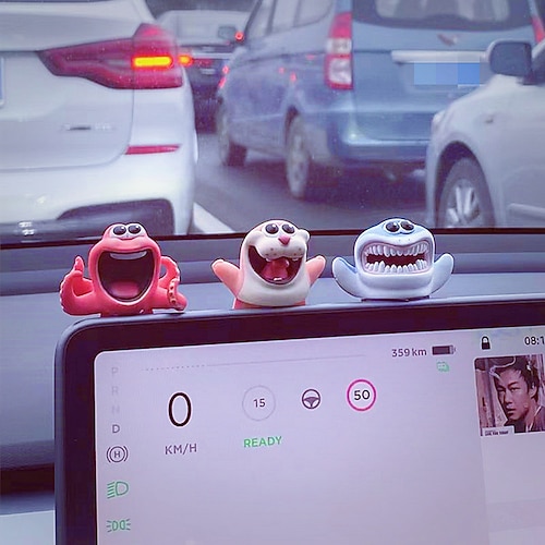 

1 PCS Car Dashboard Decorations Funny Cute Figure Figurines Adorable