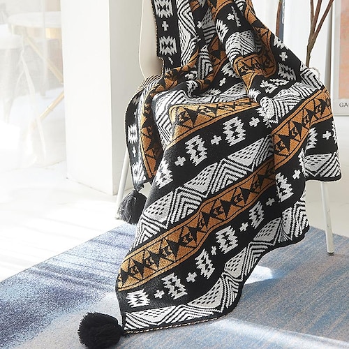 

Halloween Decoration Throw Blanket for Couch, Super Soft Warm Cozy Decorative Knitted Throw Blanket