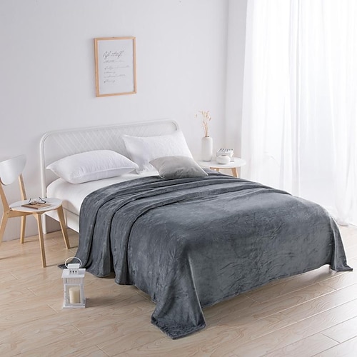 

Fleece Throw Blankets Double-Sided Flannel Blankets for Bed Sofa Couch, Solid Soft Fluffy Warm Cozy Plush Blanket for All Season