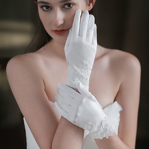 

Lace / Satin Suit Length / Wrist Length Glove Elegant / Simple Style With Pure Color Wedding / Party Glove