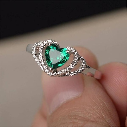 

May polly Fashionable pop green zircon heart-shaped love ring