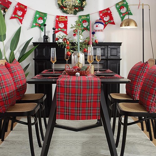 

Christmas Table Runner, Seasonal Winter Xmas Holiday Kitchen Dining Table Decoration for Indoor Outdoor Home Party Decor
