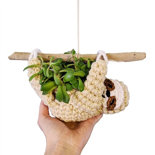 

Hand Knitted Sloth Plant Hanger Pendant Wool Home Doll Pendant Hanging Basket