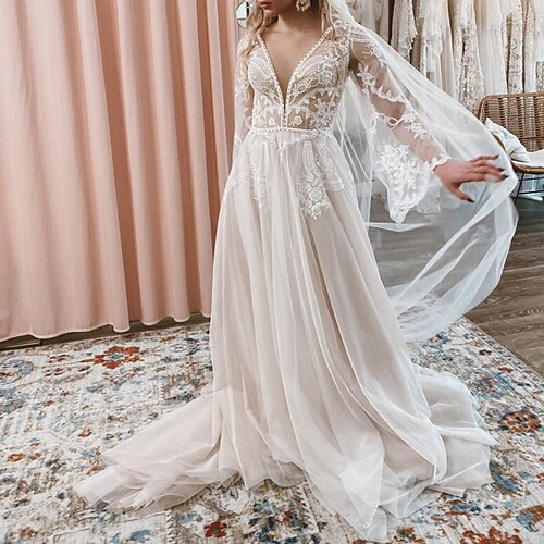 

A-Line Wedding Dresses V Neck Court Train Lace Tulle Long Sleeve Beach Boho Sexy Backless Illusion Sleeve with Appliques 2022