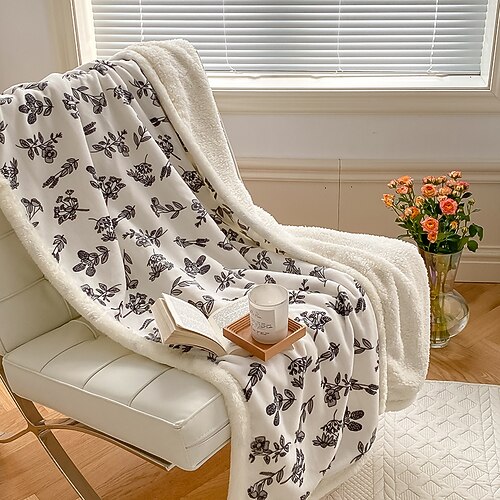 

Autumn And Winter Vintage Floral Blanket Thickened Milk Cashmere Composite Blanket Blanket