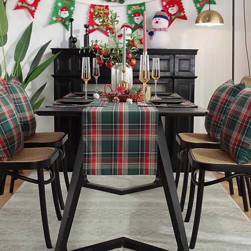 

Christmas Table Runner, Seasonal Winter Xmas Holiday Kitchen Dining Table Decoration for Indoor Outdoor Home Party Decor