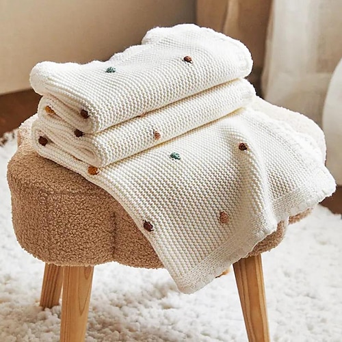 

Knitted Throw Blanket for Couch Soft Farmhouse Boho Throw Blanket with Tassels Home Decorative Lightweight Throw Blankets,Rust Throws for Bed/Chair/Sofa 70100cm