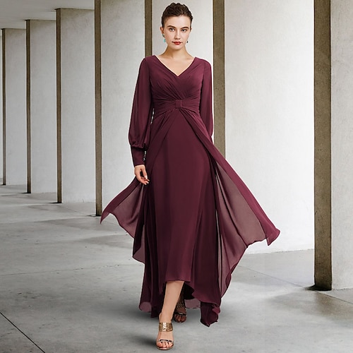 

A-Line Mother of the Bride Dress Plus Size Elegant V Neck Asymmetrical Floor Length Chiffon Long Sleeve with Pleats Ruched 2022