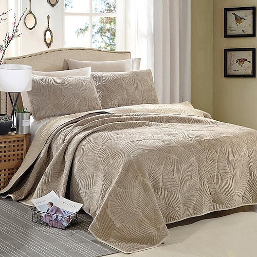 

Embossed Quilt Set 3 Piece, Cotton& Microfiber Reversible Quilt Set with Shams, Breathable, Lightweight and Soft Bedspread Coverlet,Warm Queen Size King Size Bedding Quilts Set for All Season