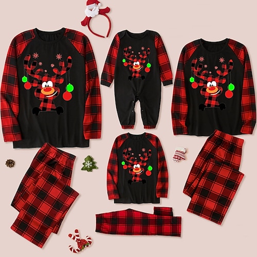 

Christmas Pajamas Ugly Family Plaid Letter Elk Home Black Wine Red Long Sleeve Mom Dad and Me Basic Matching Outfits