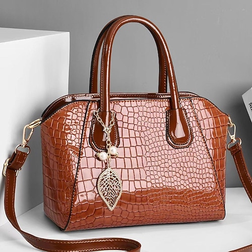 

fashion women's bag 2022 summer new european and american retro tote bag crocodile pattern large-capacity portable messenger shoulder bag