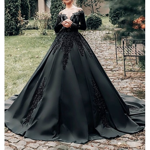 

Ball Gown Wedding Dresses Jewel Neck Chapel Train Satin Lace Long Sleeve Formal Sexy Luxurious with Appliques 2022