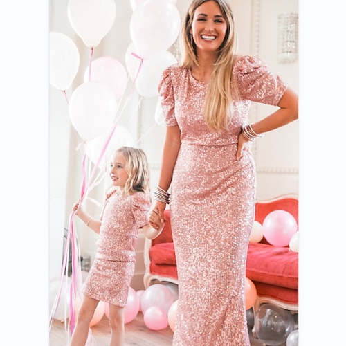 

Mommy and Me Dresses Solid Color Sequin Causal Pink Short Sleeve Midi Daily Matching Outfits