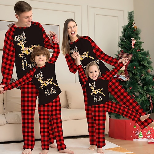 

Christmas Pajamas Ugly Family Letter Elk Home Crewneck Black Long Sleeve Mom Dad and Me Basic Matching Outfits