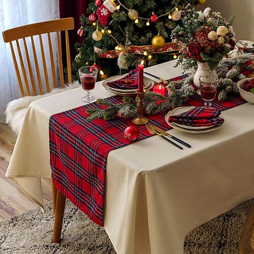 

Christmas Buffalo Plaid Merry Xmas Table Runner, Seasonal Winter Holiday Kitchen Dining Table Decoration for Indoor Outdoor Home Party Decor