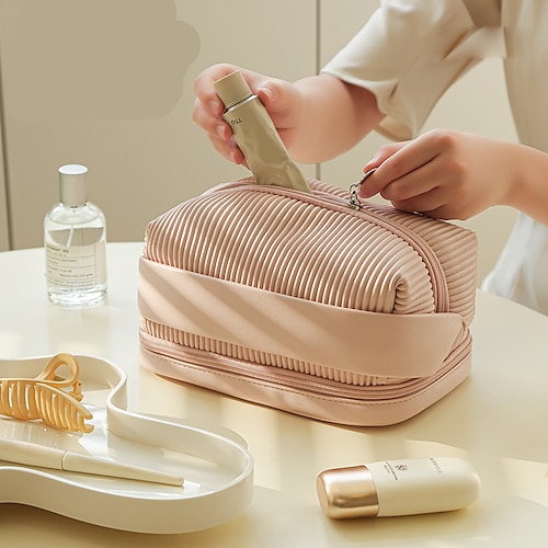 

New Cream Toast Cosmetic Bag Large-capacity Female Portable Lipstick Storage Bag Carry-on Travel Wash Bag