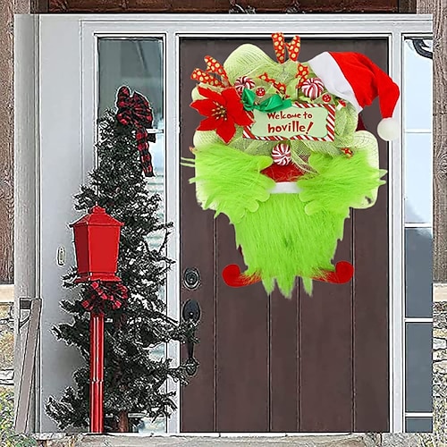 

2022 Christmas decorations Greenwich Christmas thief wreath hanging