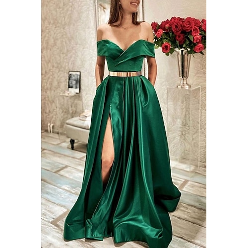

Linea-A Abiti da ballo minimalista Vestito Formale Lungo Senza maniche Senza spalline Raso elasticizzato Scollato sul retro con A pieghe Fessura 2023