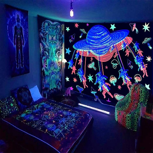 

Astronaut Blacklight UV Reactive Tapestry Psychedelic Trippy UFO Cool Dormitory Living Room Art Decoration Hanging Cloth