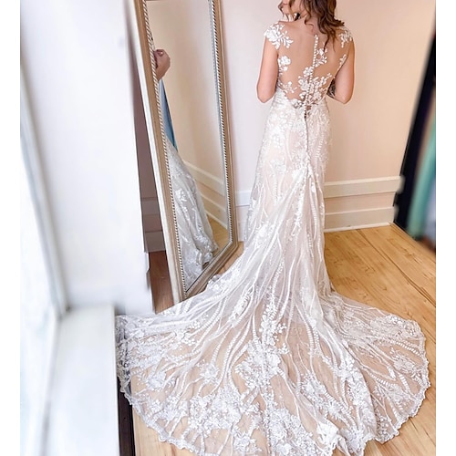 

Mermaid / Trumpet Wedding Dresses Jewel Neck Chapel Train Lace Tulle Sleeveless Romantic Sexy with Buttons Appliques 2022