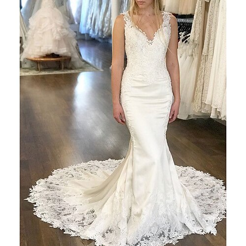 

Mermaid / Trumpet Wedding Dresses V Neck Chapel Train Lace Tulle Sleeveless Romantic Sexy with Appliques 2022