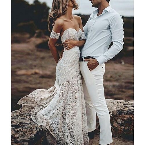 

Mermaid / Trumpet Wedding Dresses Strapless Sweep / Brush Train Lace Tulle Sleeveless Country Romantic Boho with Solid Color 2022