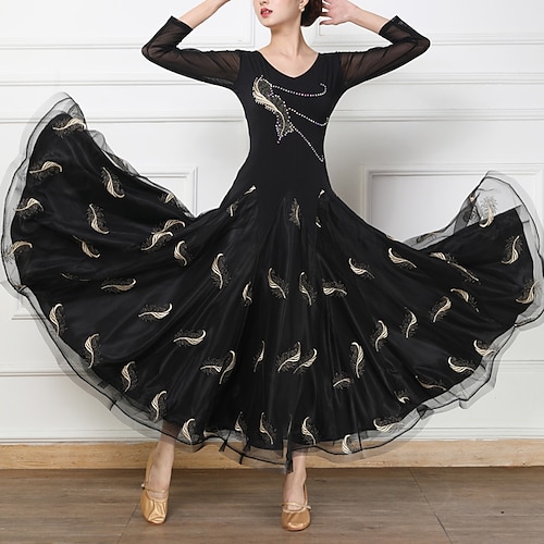 

Balli da sala Abito Con Piume / in pelliccia Cristallo / strass Più materiali Per donna Prestazioni Addestramento Manica a 3/4 Cotone leggero Retato