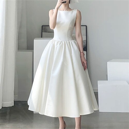 

Bridal Shower Schiena scoperta Vestitini bianchi Abiti da sposa Lunghezza tè Linea-A Senza maniche Con decorazione gioiello Raso Con Fiocco (fiocchi) 2023 Abiti da sposa