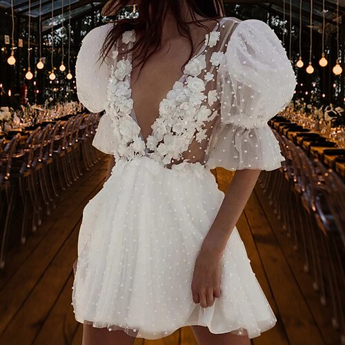 

Bridal Shower Schiena scoperta Vestitini bianchi Abiti da sposa Corto / mini Da principessa Manica corta Scollo rotondo A V Raso Con A pieghe Dettagli con perline 2023 Abiti da sposa