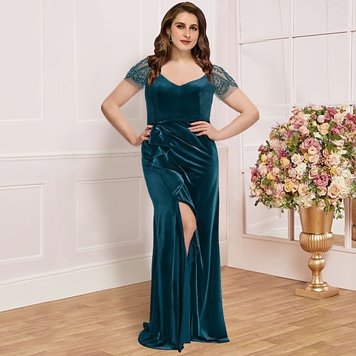 

Plus Size Curve Kjole til brudens mor Formell Årgang Elegant V-hals Sweep / Børste train Blonder Fløyel Kortermet med Paljett Drapert Delt front 2023